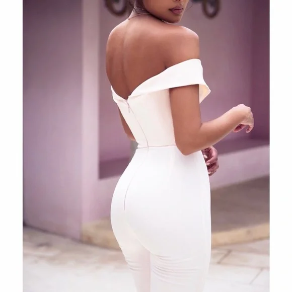 HOUSE OF CB Bella Jumpsuit BWT XS - Picture 4 of 4